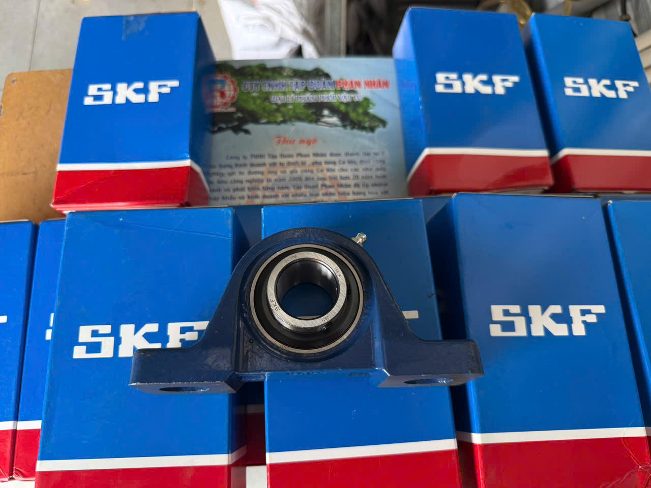 Bạc đạn gối đỡ SKF UCP 204 ( Trục 20mm ) Tại TPHCM, Đồng Nai.