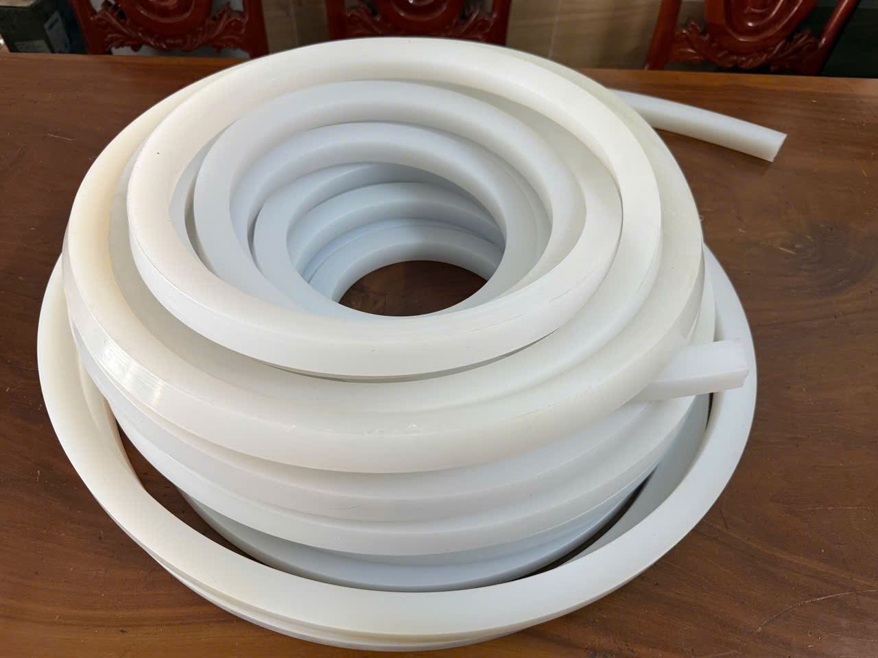 Dây Silicon Vuông Đặc 10x10, 12x12mm Tại TPHCM, Đồng Nai.
