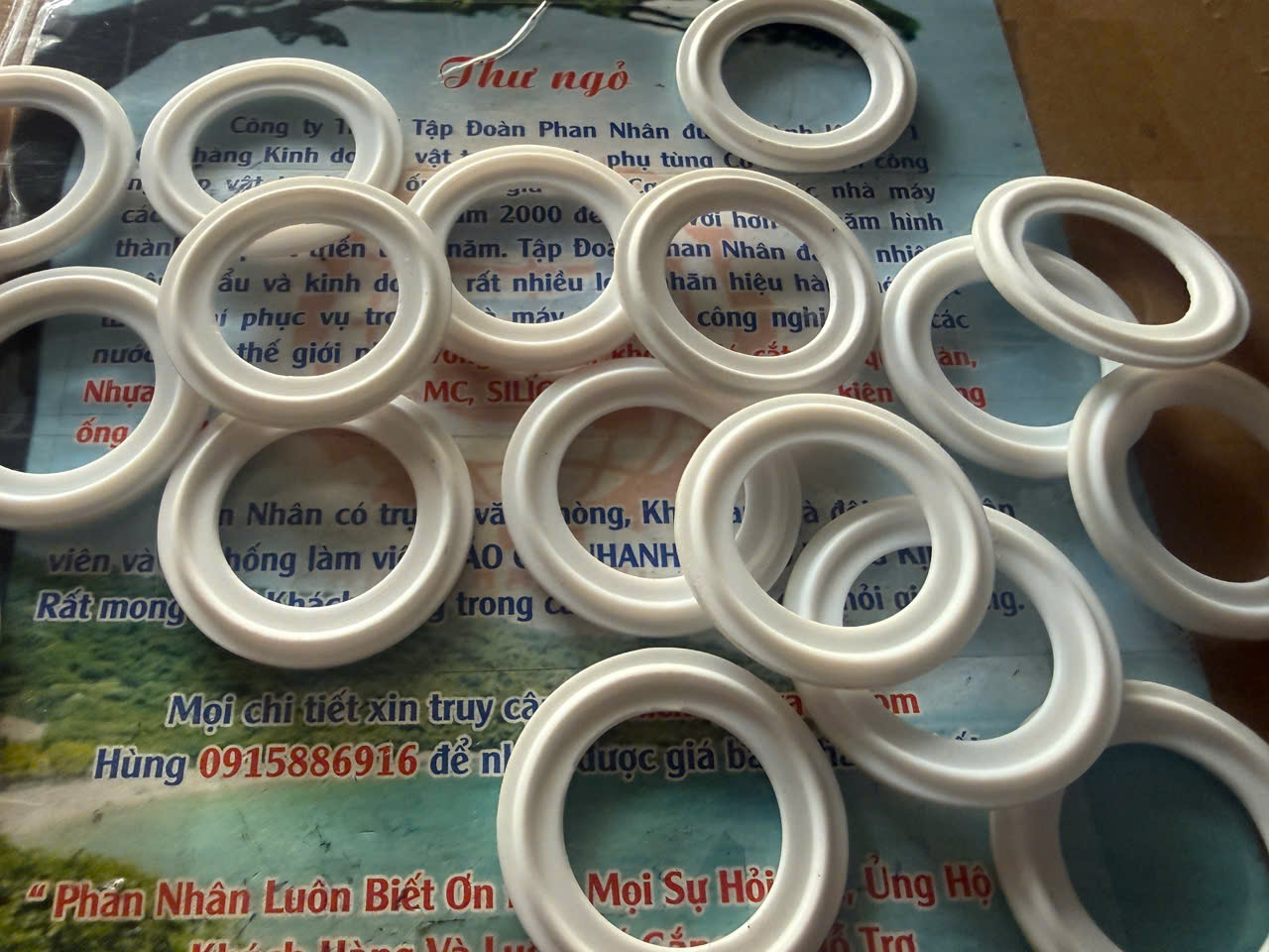 Ron gioăng teflon PTFE clamp - Ron Chèn Teflon Chịu Nhiệt Cao.