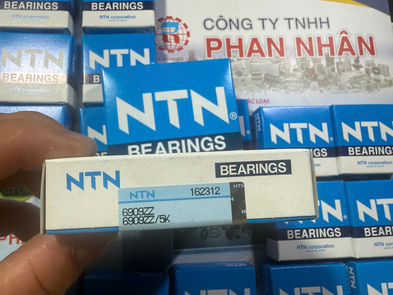 VÒNG BI,BẠC ĐẠN NTN 6909ZZ ( 45x68x12 ) NHẬT CHÍNH HÃNG.